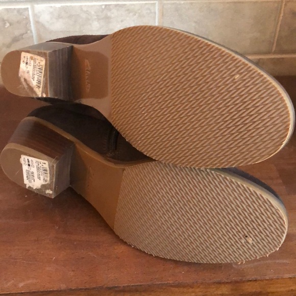 Clarks Booties - Picture 4 of 4